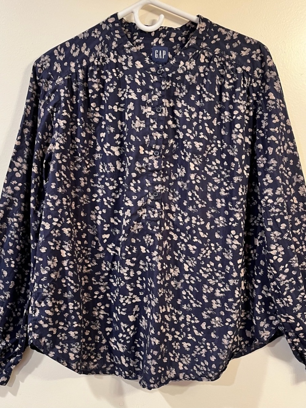 GAP Watercolor Floral Quarter Button Up 100% Cotton Long Sleeve Blouse - Size XL